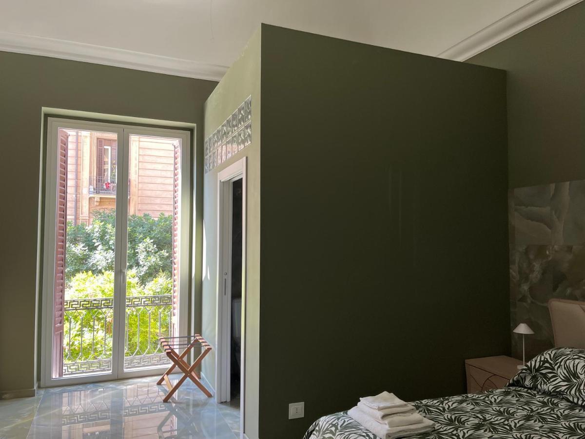 La Dimora Di Donna Claudia Hotel ปาแลร์โม ภายนอก รูปภาพ